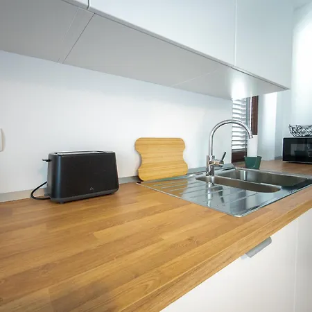 Apartma Flora - Flora Appartement