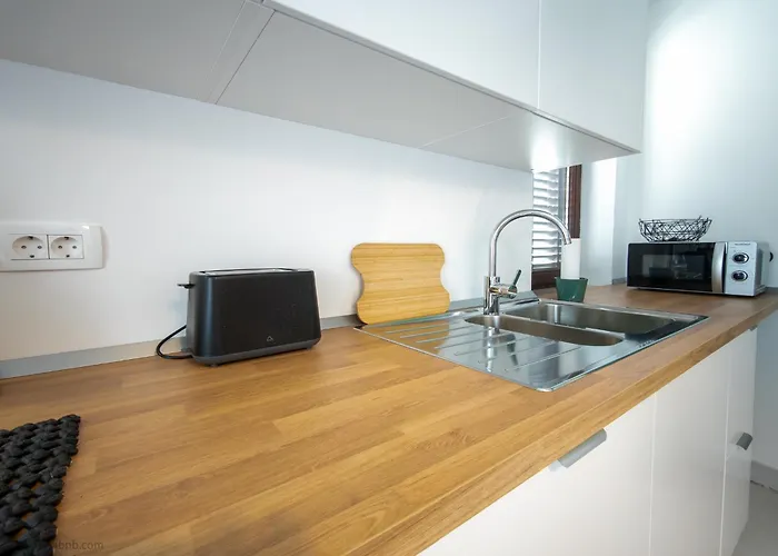 Apartma Flora - Flora アパート