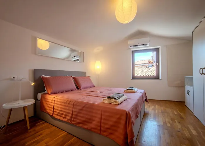 Apartma Flora - Flora *