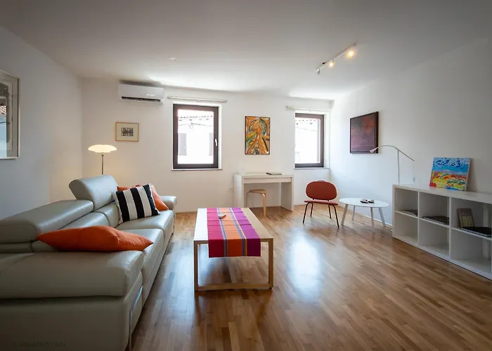 アパート Apartma Flora - Flora *